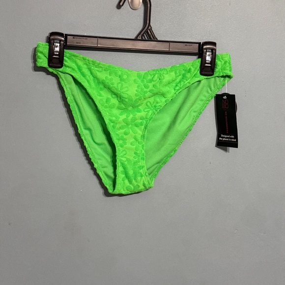 SELLING NO BOUNDARIES BIKINI BOTTOMS SIZE MEDIUM COLOR HOT GREEN NWT - Picture 1 of 15